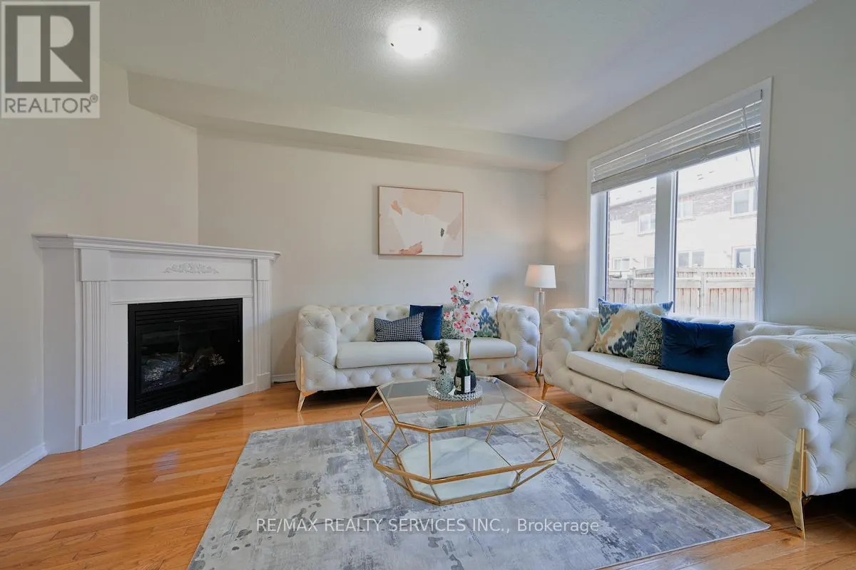 30 LOFTSMOOR DRIVE