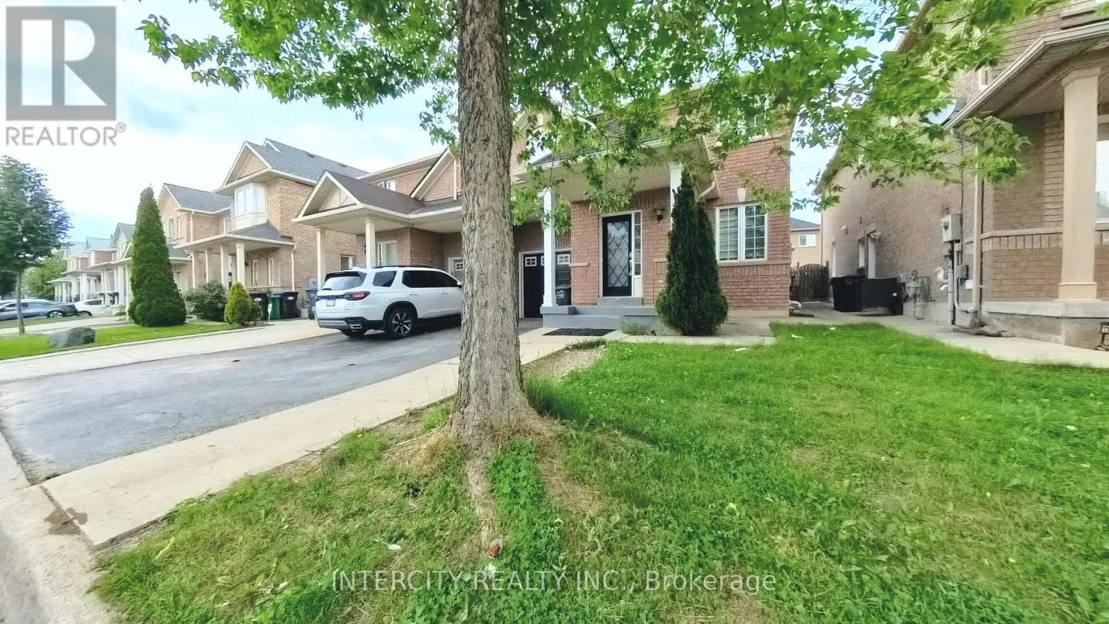 16 SESTINA COURT
