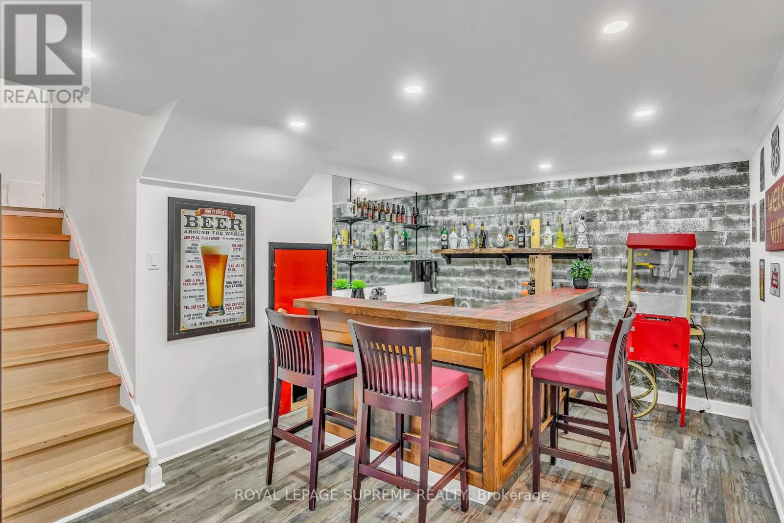 3572 BEECHOLLOW CRESCENT