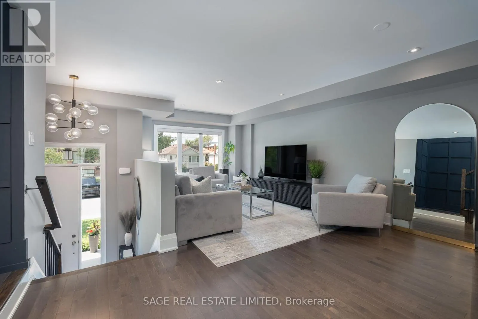 81B SEVENTEENTH STREET