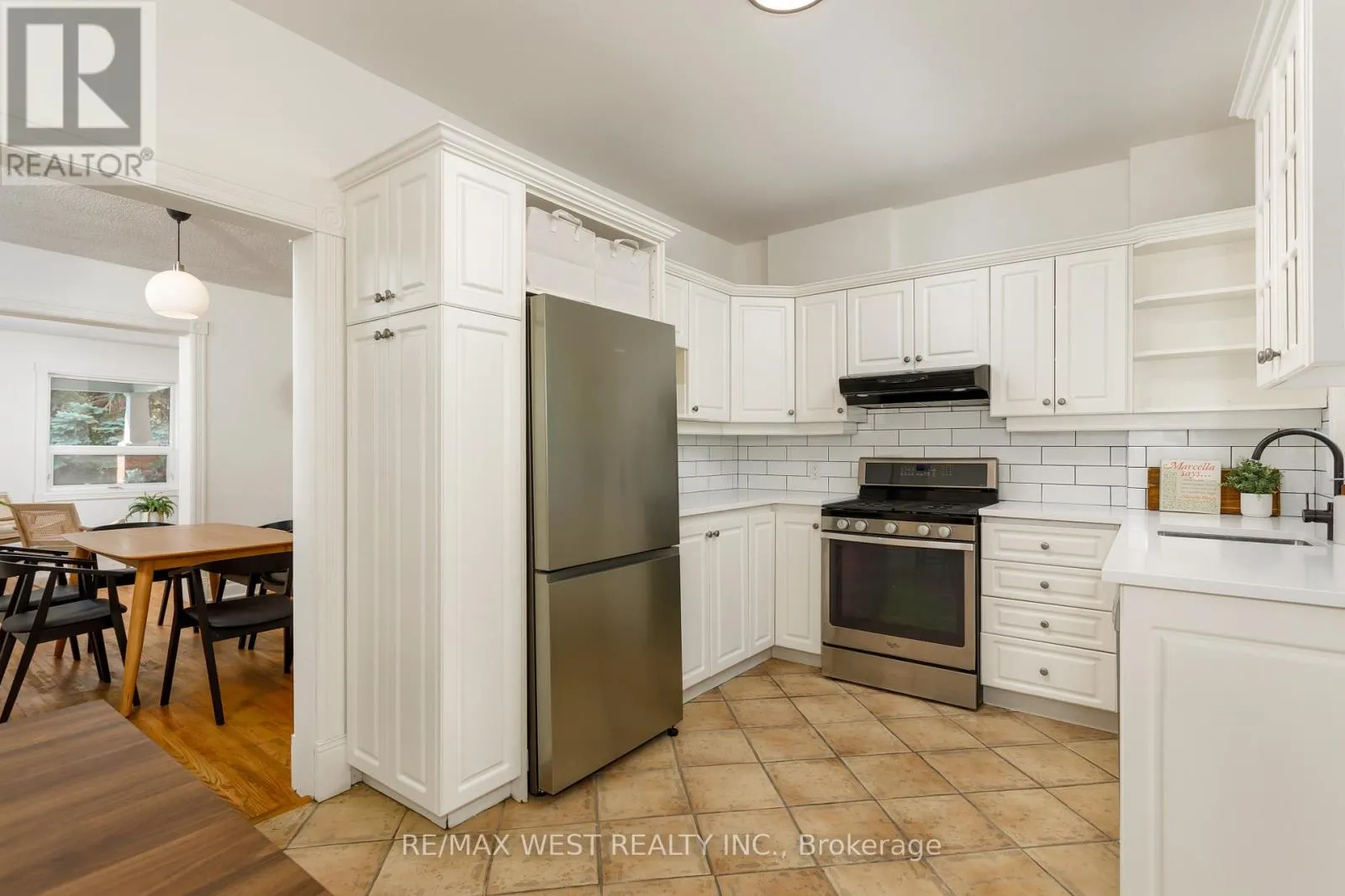187 INDIAN GROVE