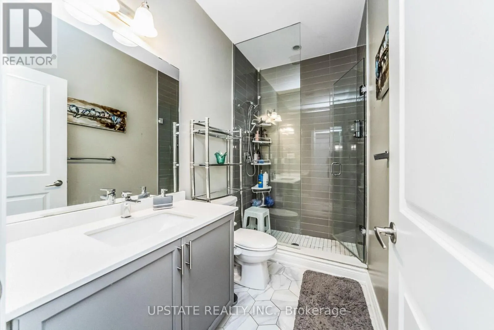 10 VINEYARD DRIVE