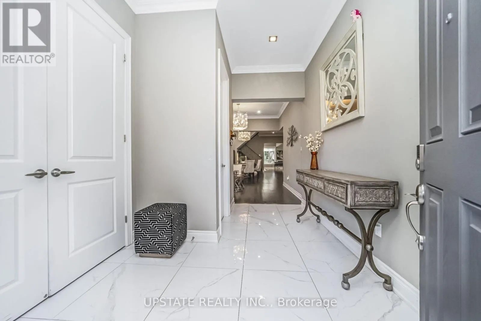 10 VINEYARD DRIVE
