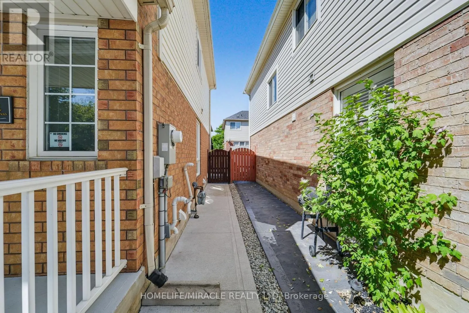 48 JESSOP DRIVE