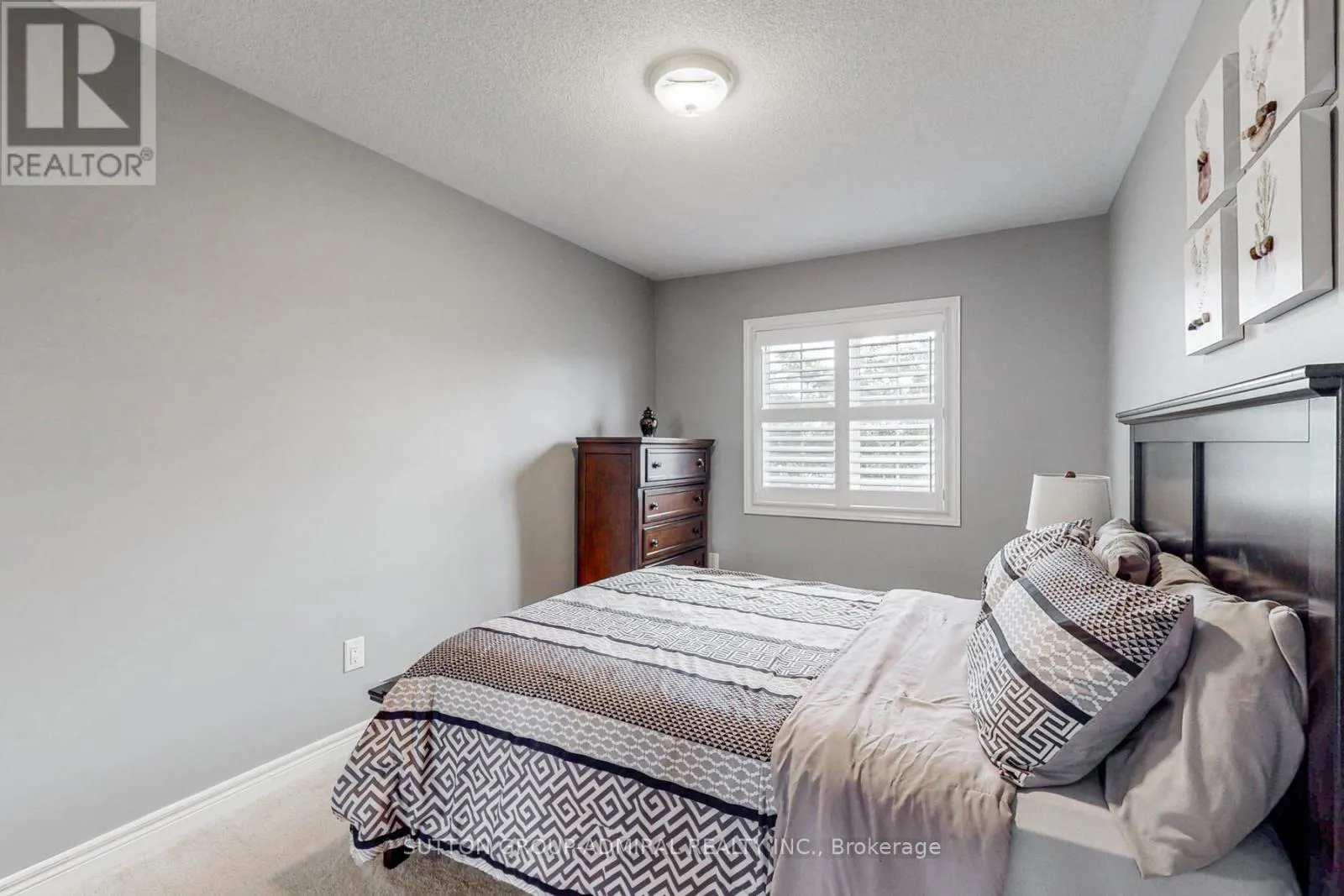 34 BEACHVILLE CIRCLE