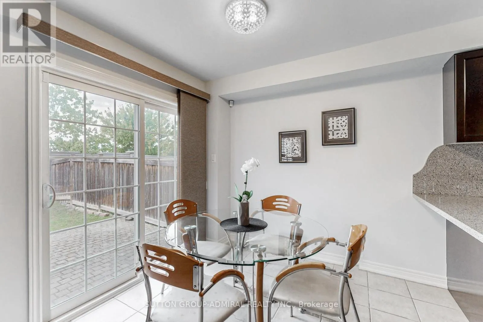 34 BEACHVILLE CIRCLE