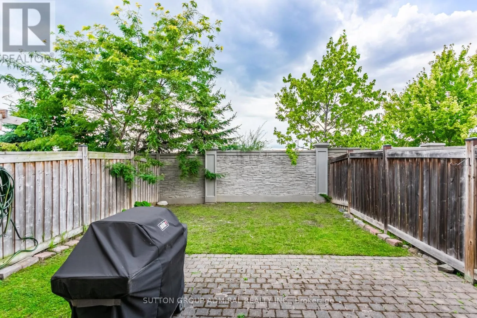 34 BEACHVILLE CIRCLE