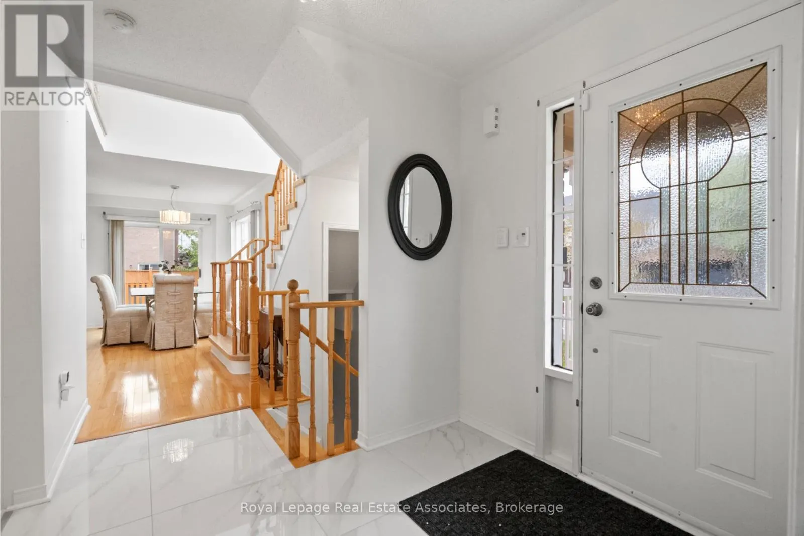 5554 LINWELL PLACE