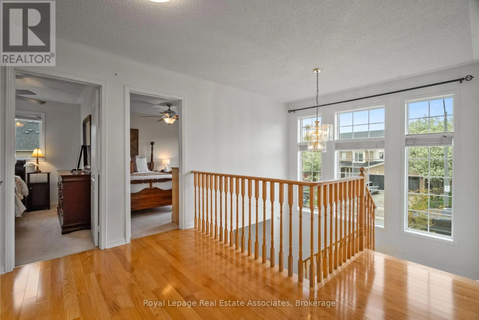 5554 LINWELL PLACE