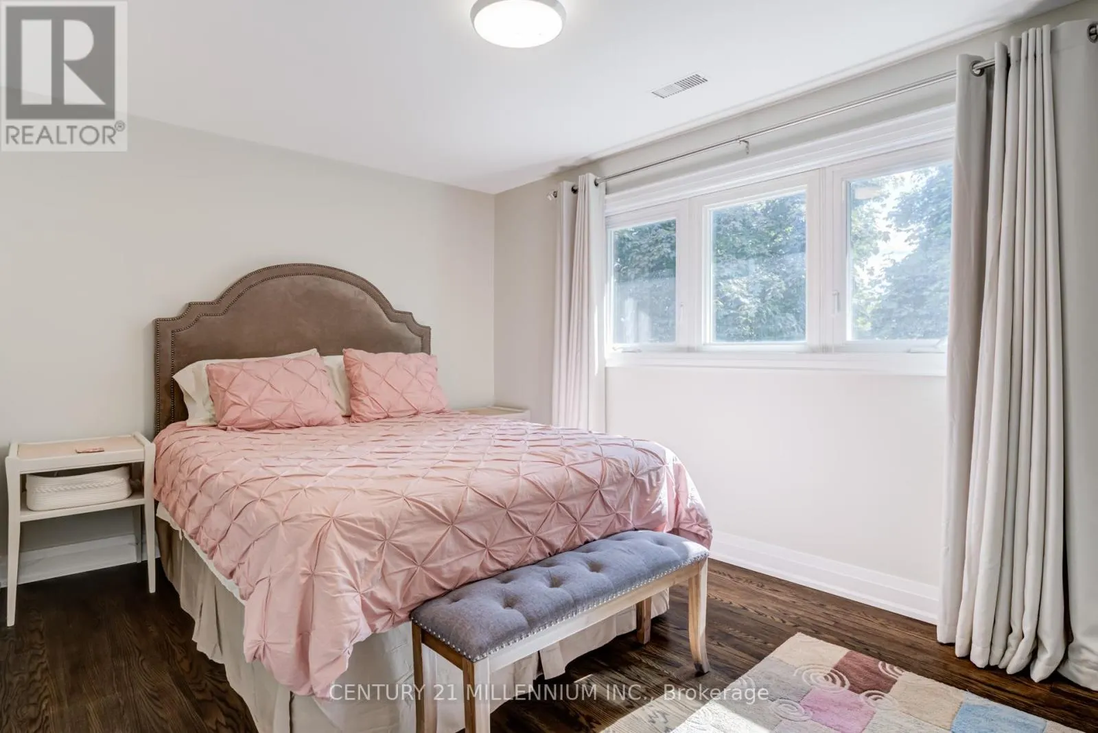 14 GREYSTONE CRESCENT