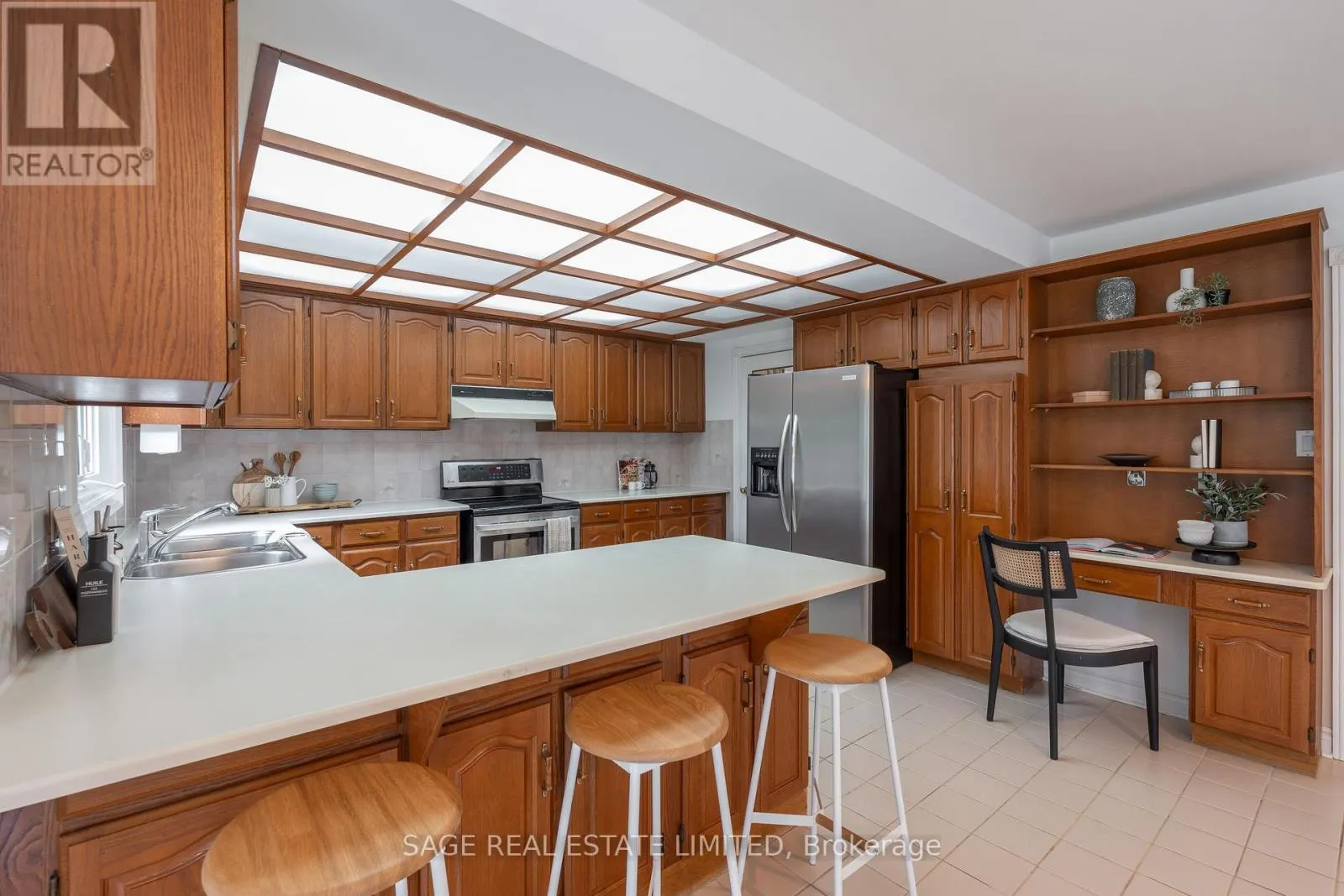 172 BURNHAMTHORPE ROAD