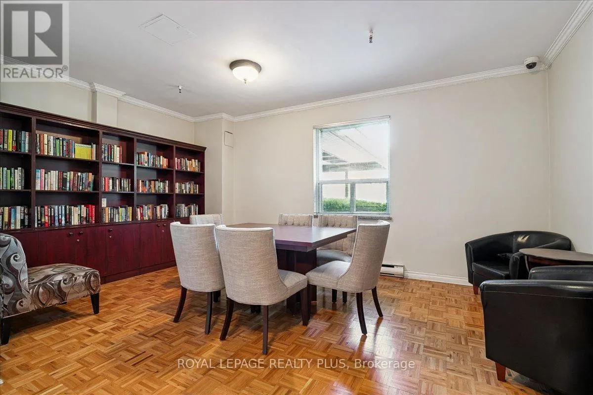 102 - 1660 BLOOR STREET E