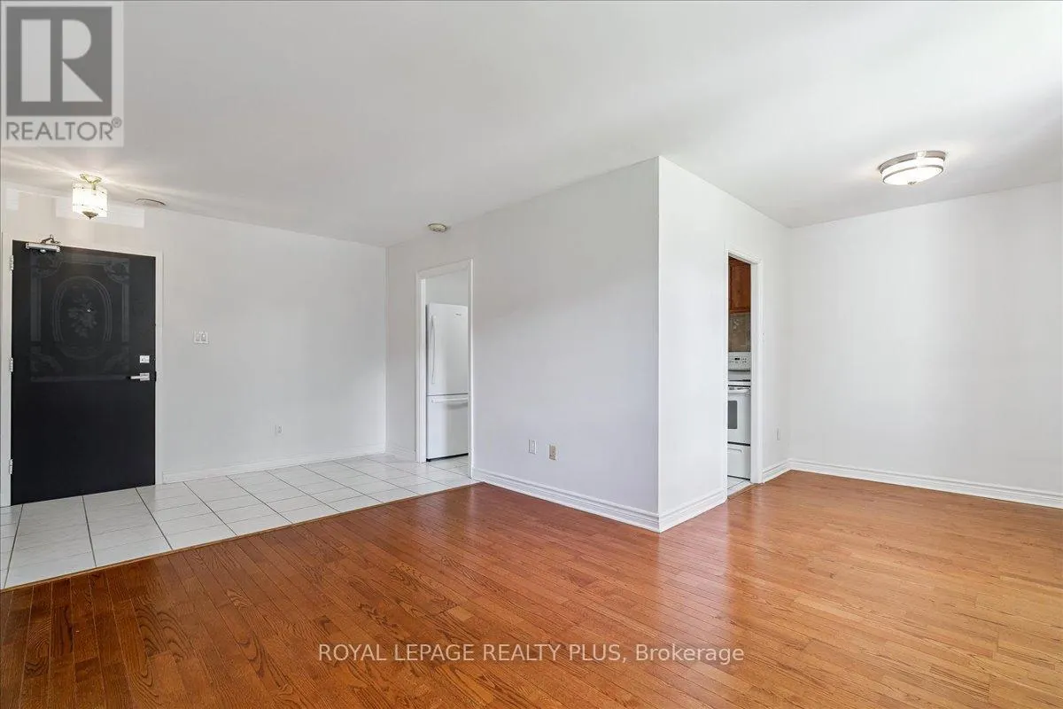 102 - 1660 BLOOR STREET E