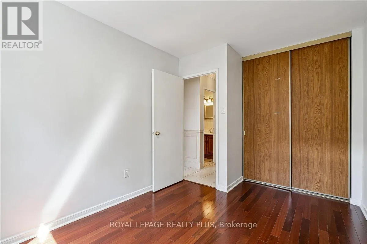 102 - 1660 BLOOR STREET E