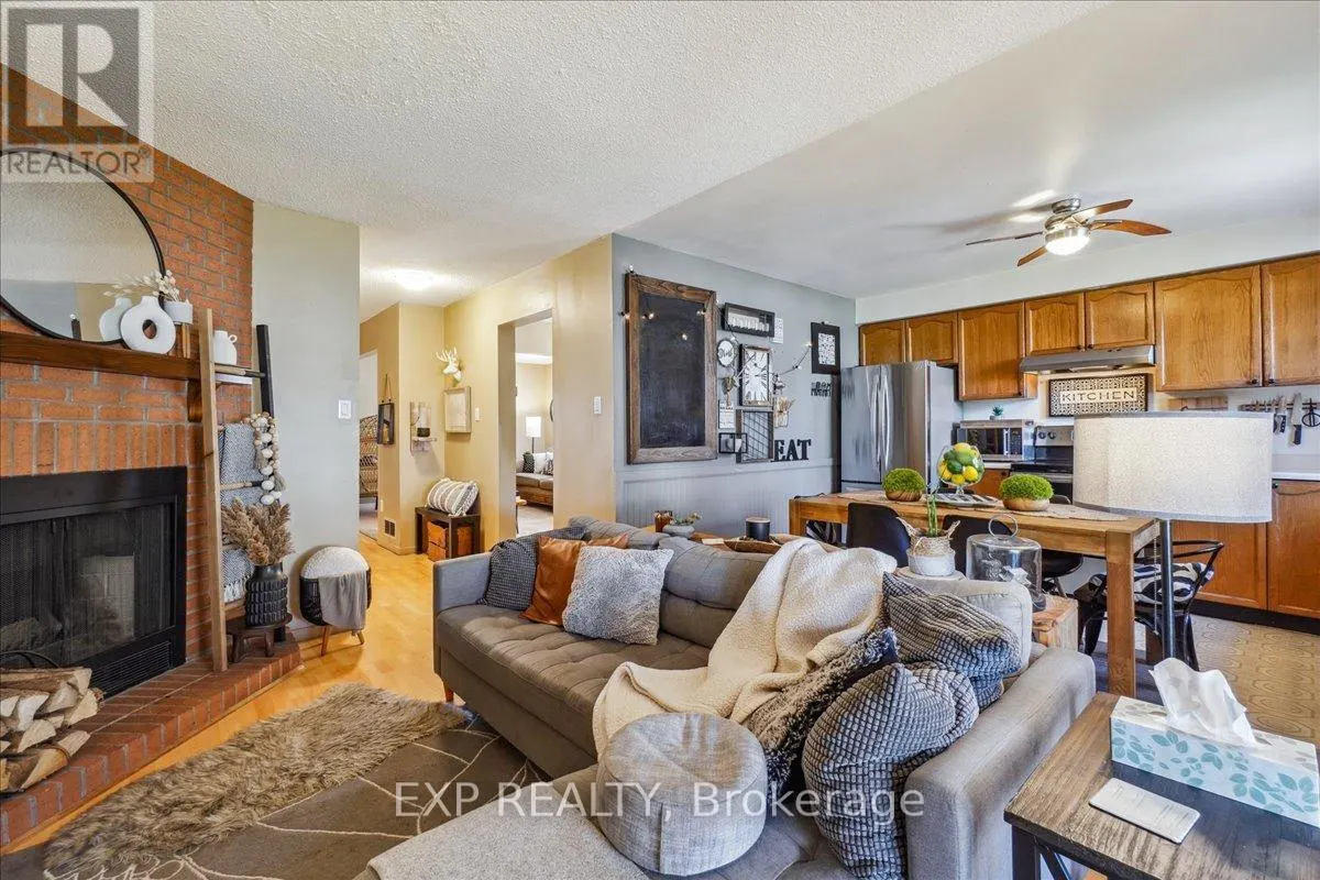 7 ROSSET VALLEY COURT