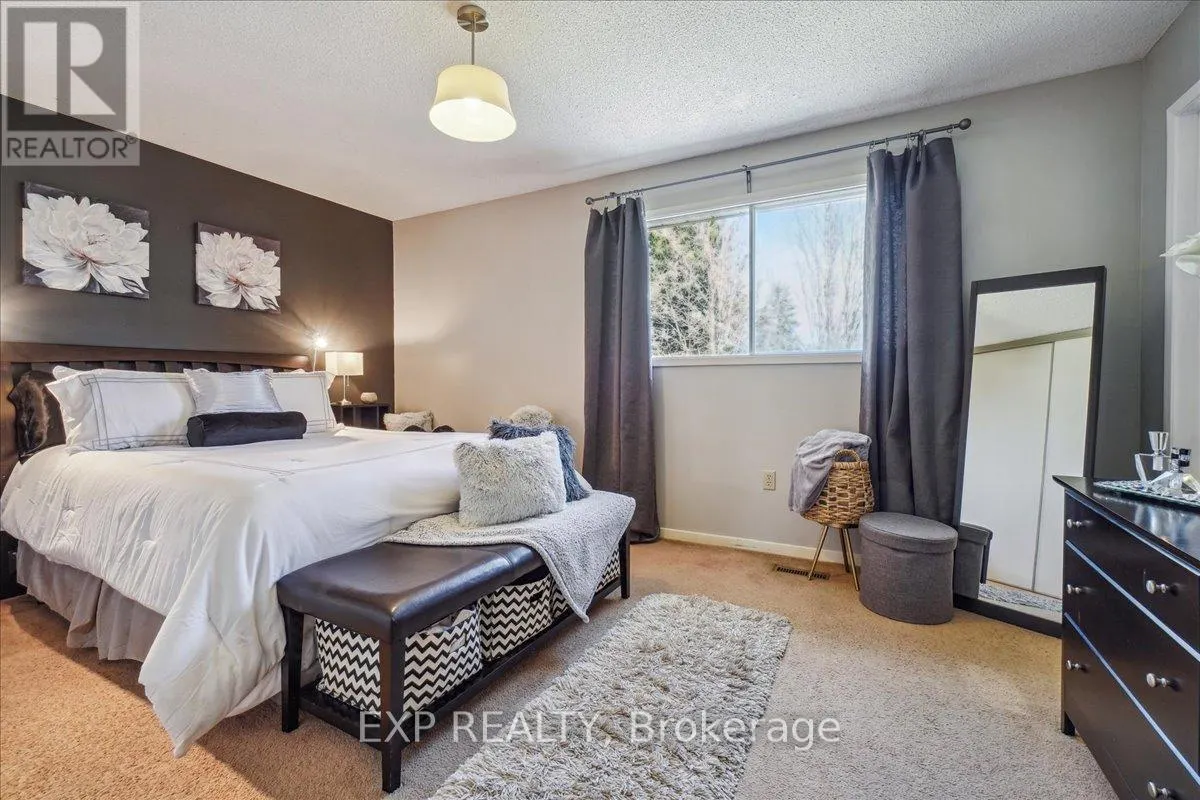 7 ROSSET VALLEY COURT