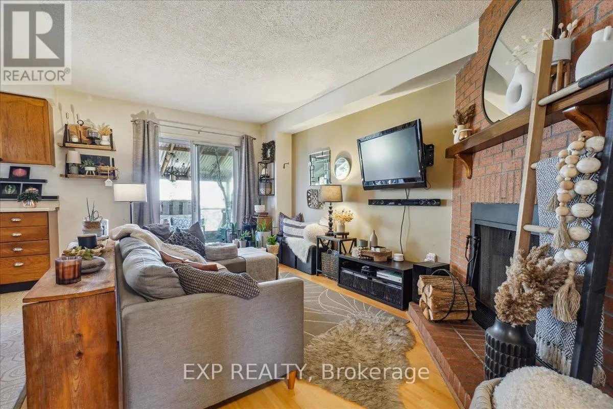 7 ROSSET VALLEY COURT