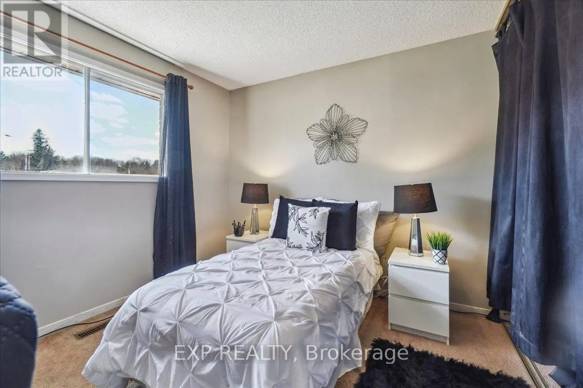 7 ROSSET VALLEY COURT
