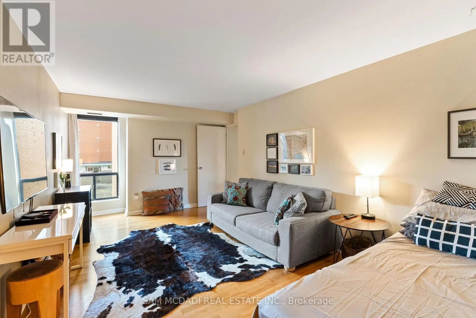 401 - 1400 DIXIE ROAD