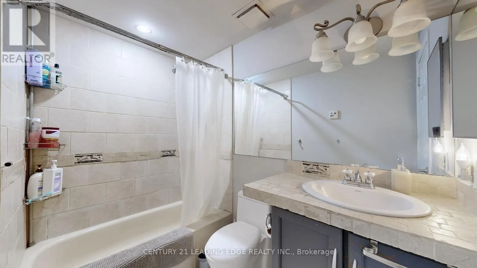 3061 ILOMAR COURT