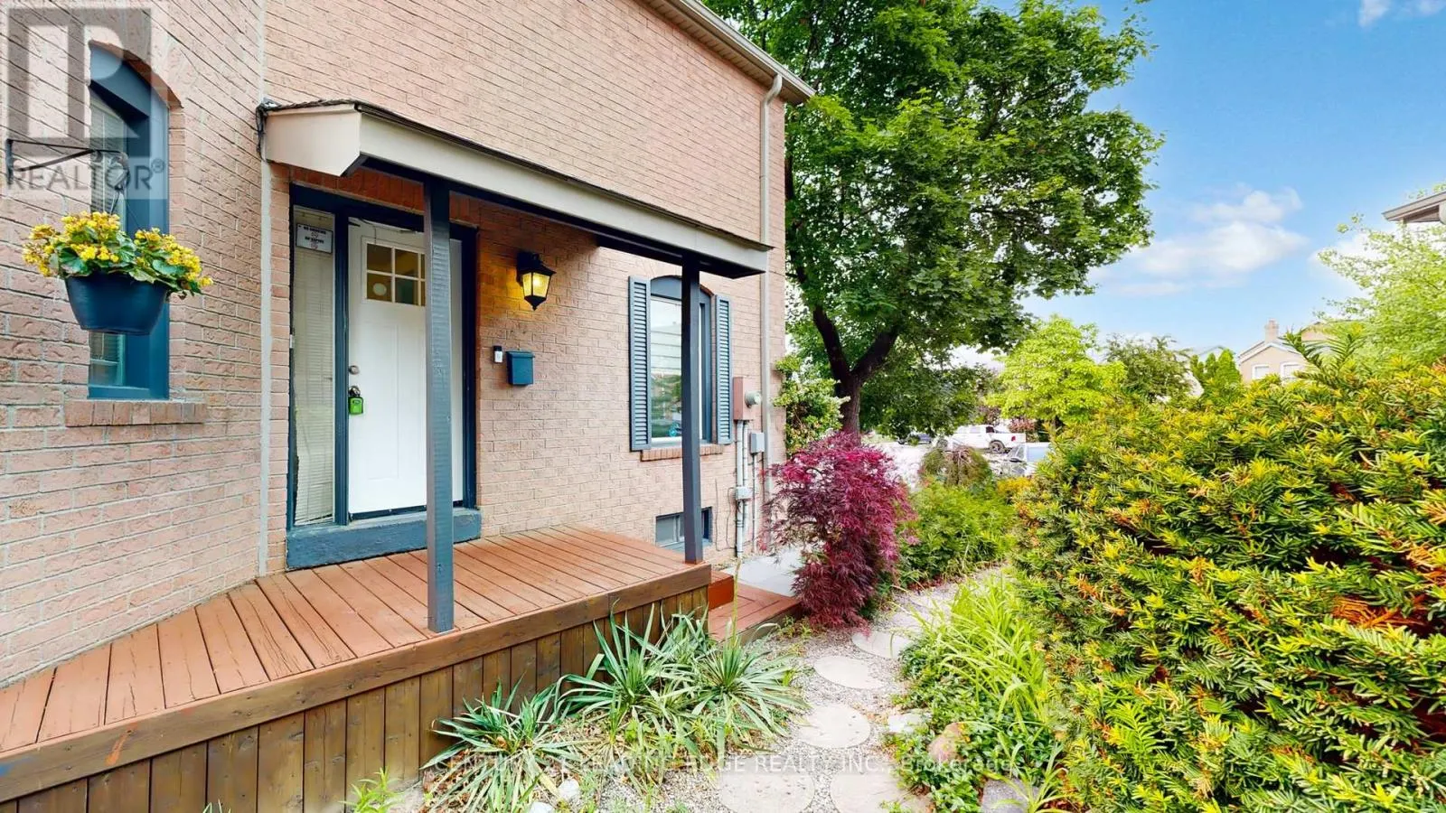 3061 ILOMAR COURT