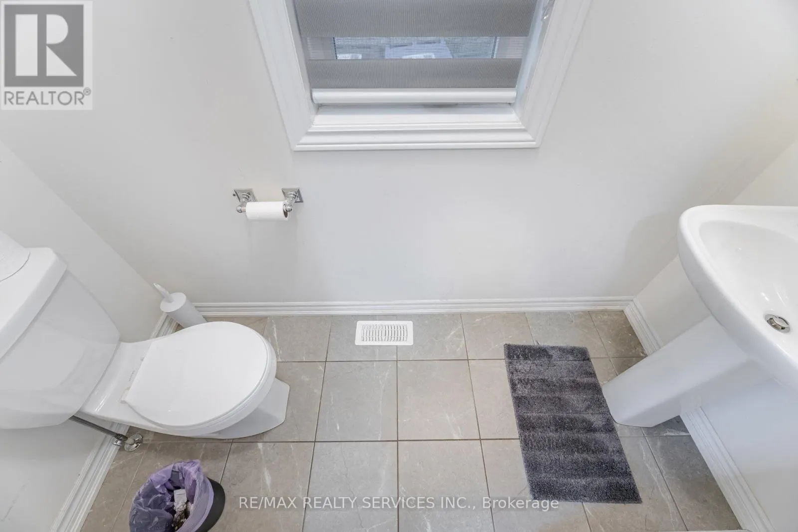 42 THORNVALLEY TERRACE