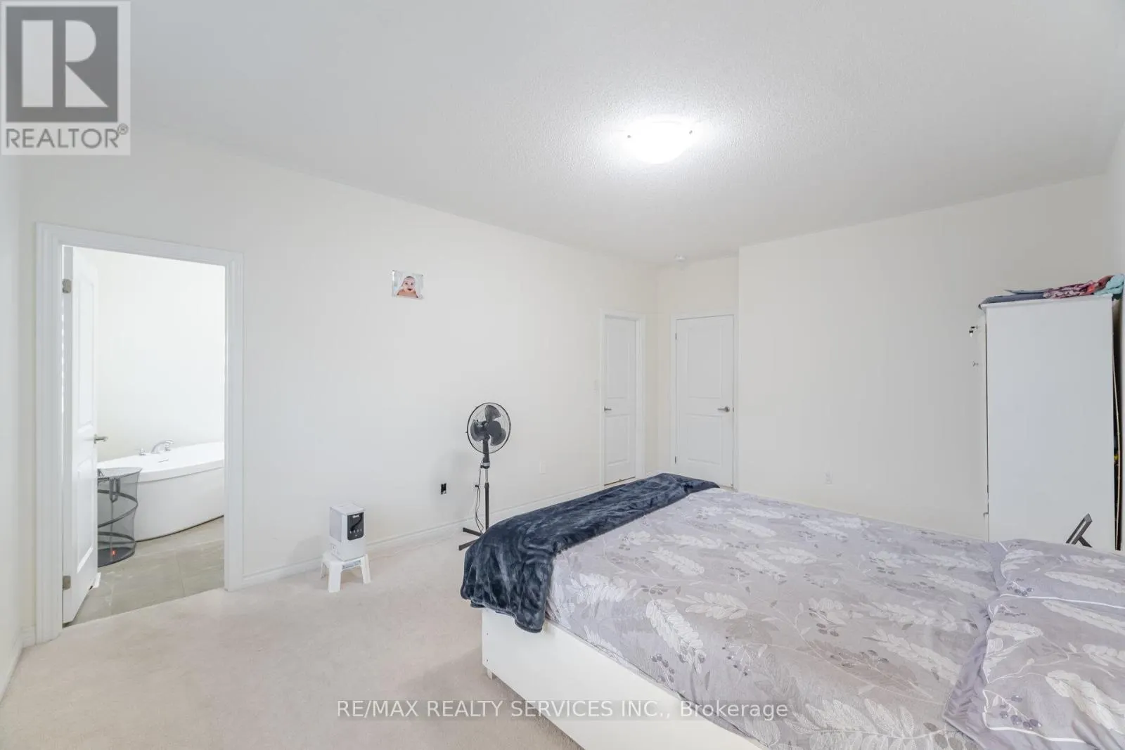 42 THORNVALLEY TERRACE