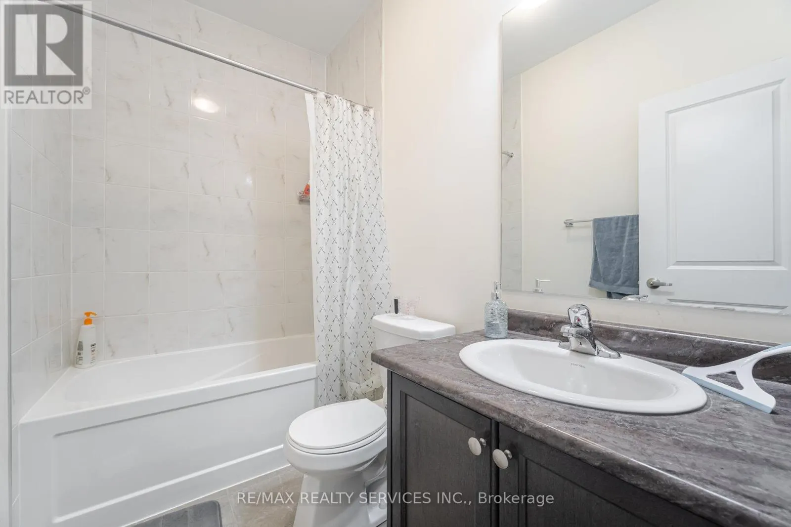 42 THORNVALLEY TERRACE