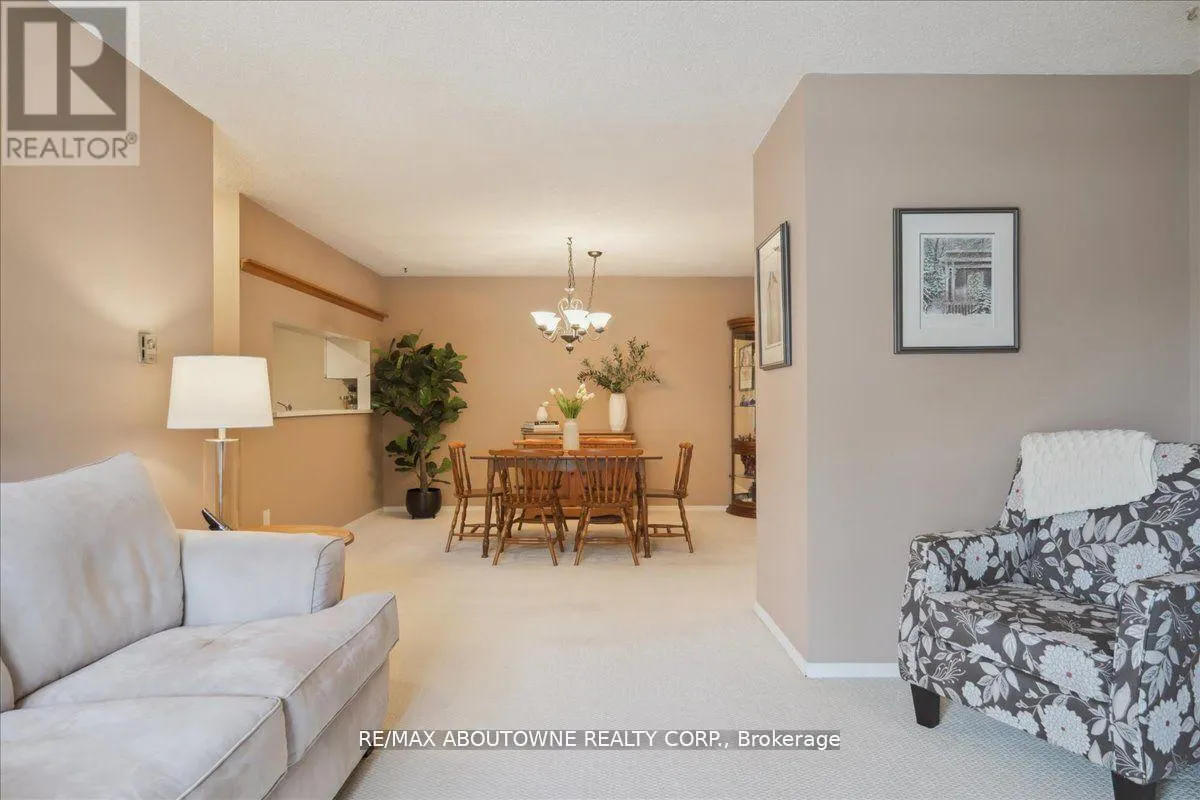 921 - 1450 GLEN ABBEY GATE