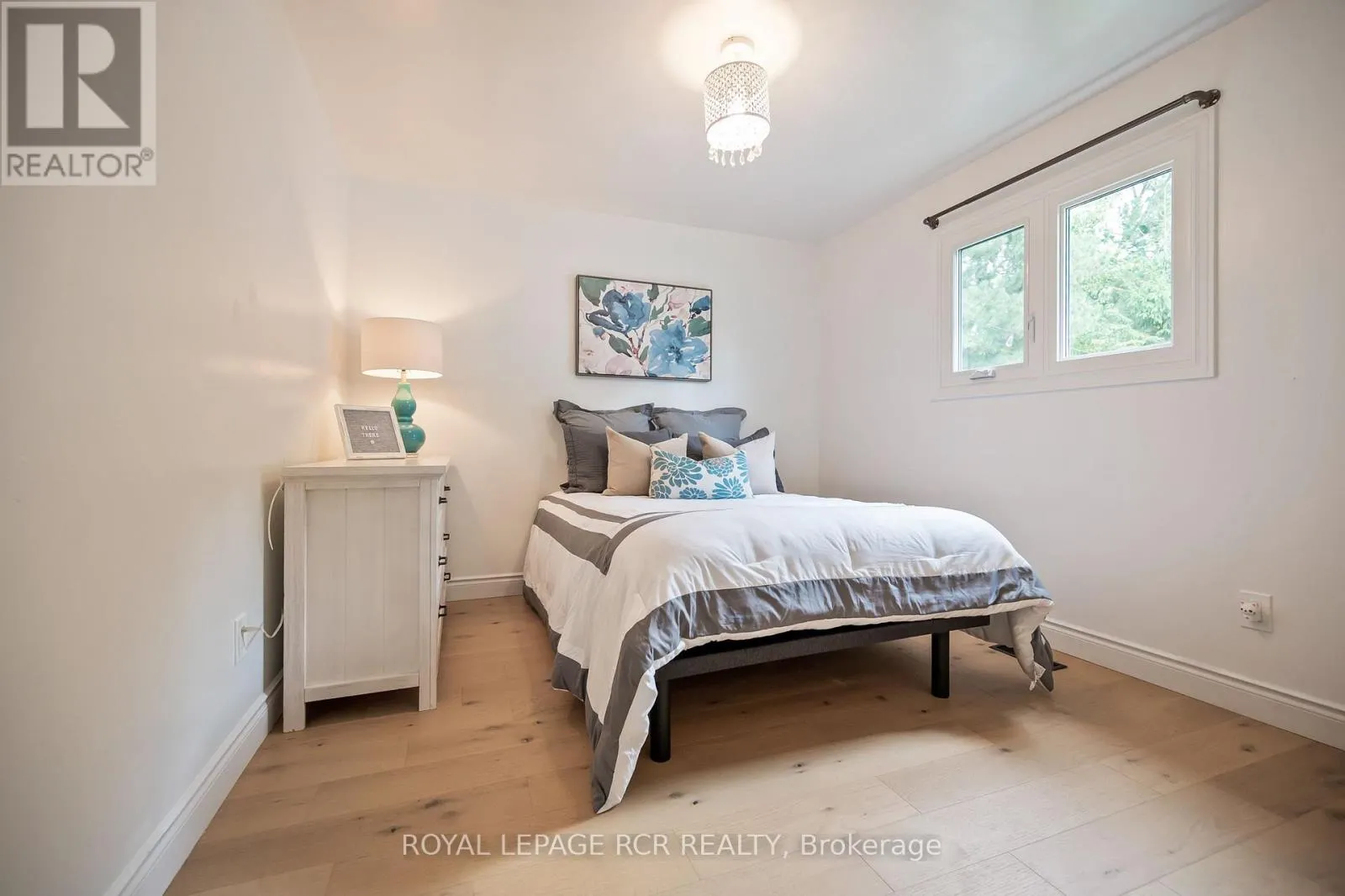 22 ARLOW ROAD