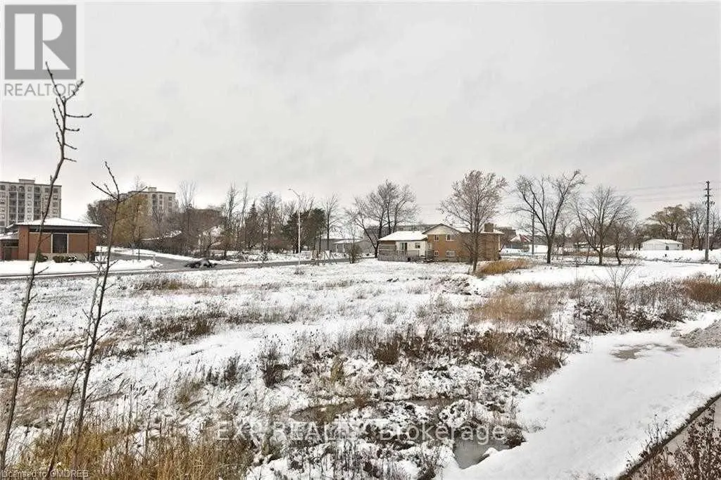 201 - 2393 BRONTE ROAD