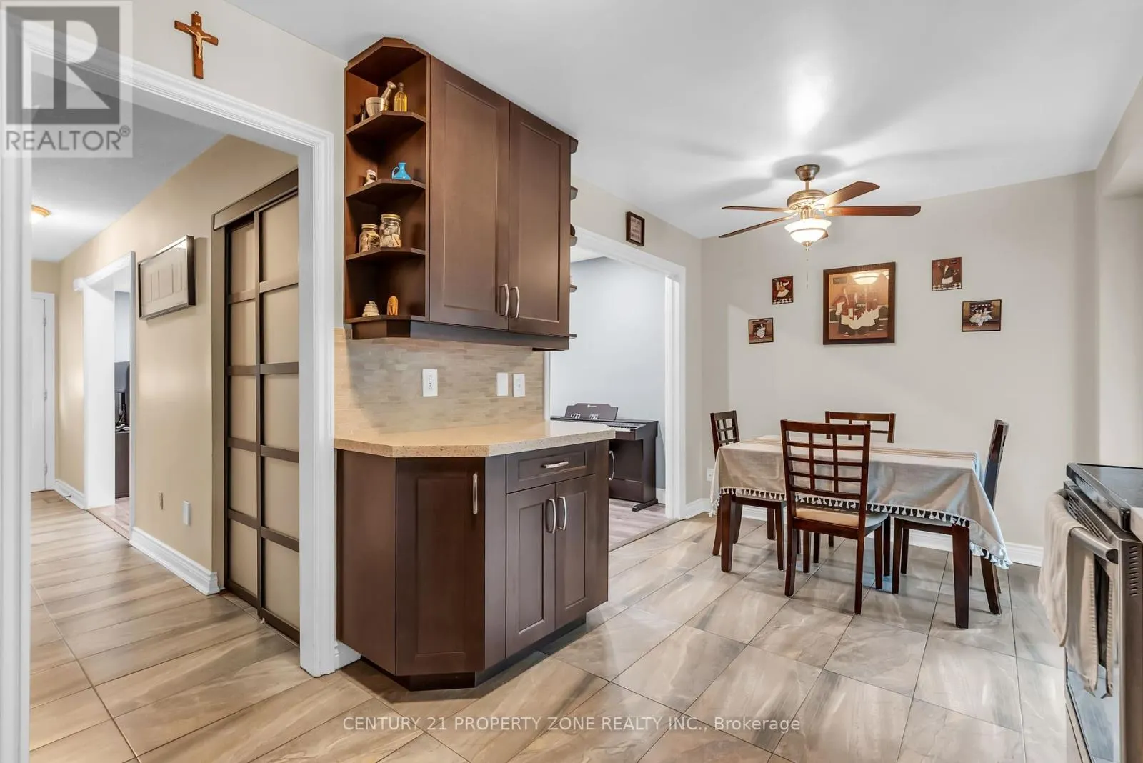4265 LINGFIELD CRESCENT