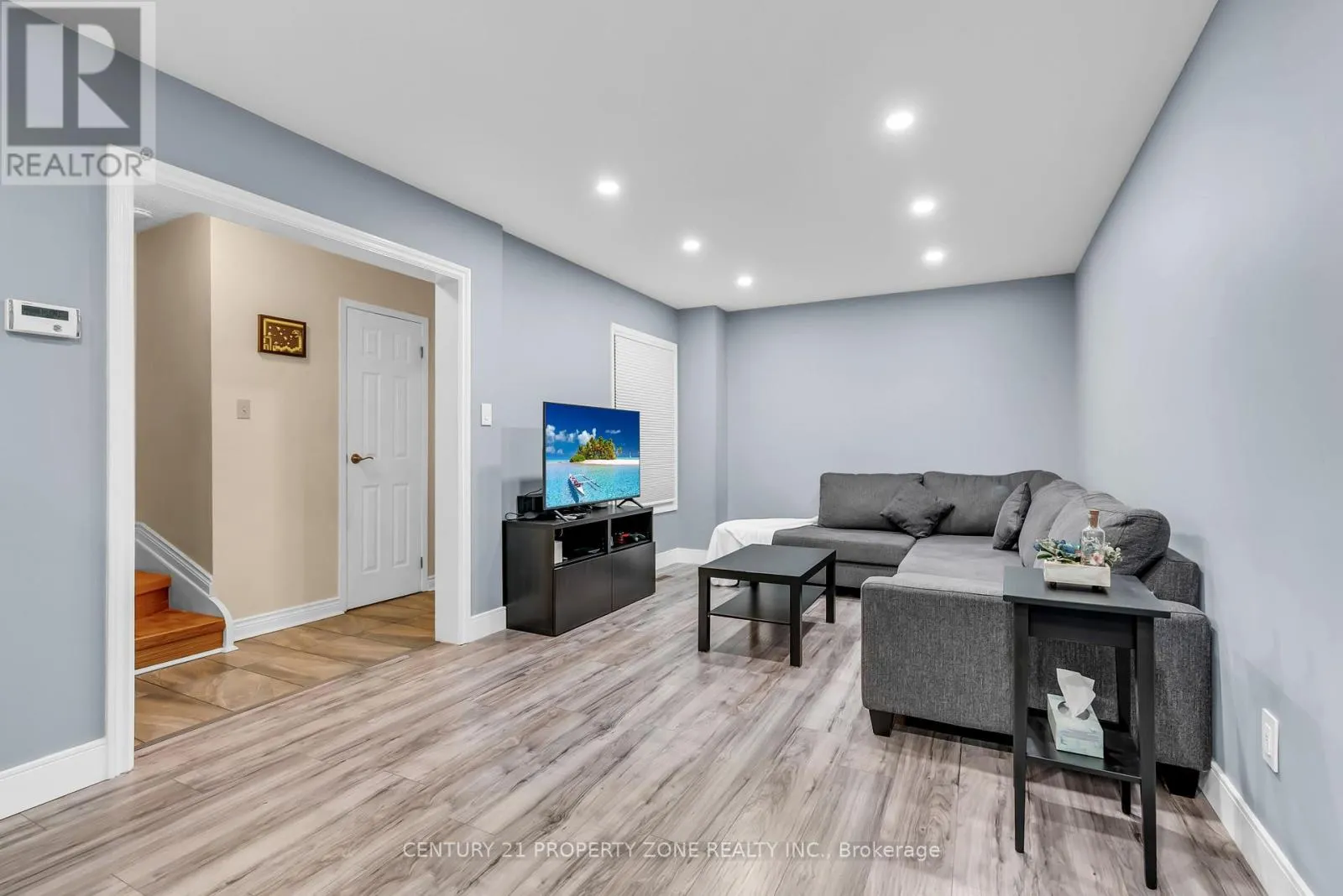 4265 LINGFIELD CRESCENT