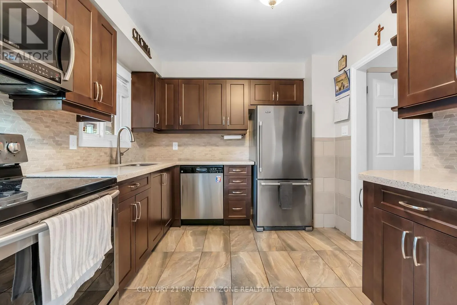 4265 LINGFIELD CRESCENT