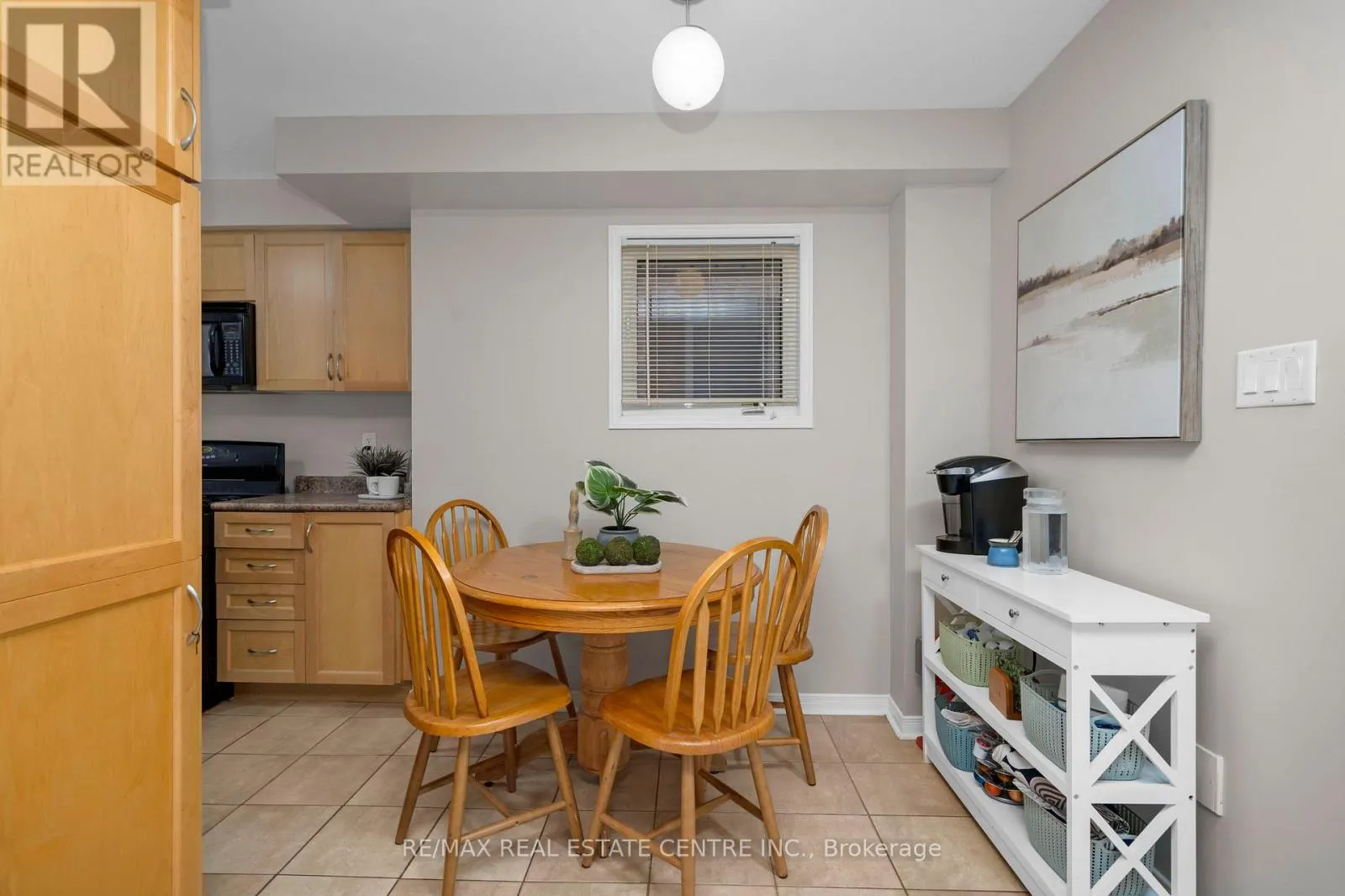 71 MOWAT CRESCENT