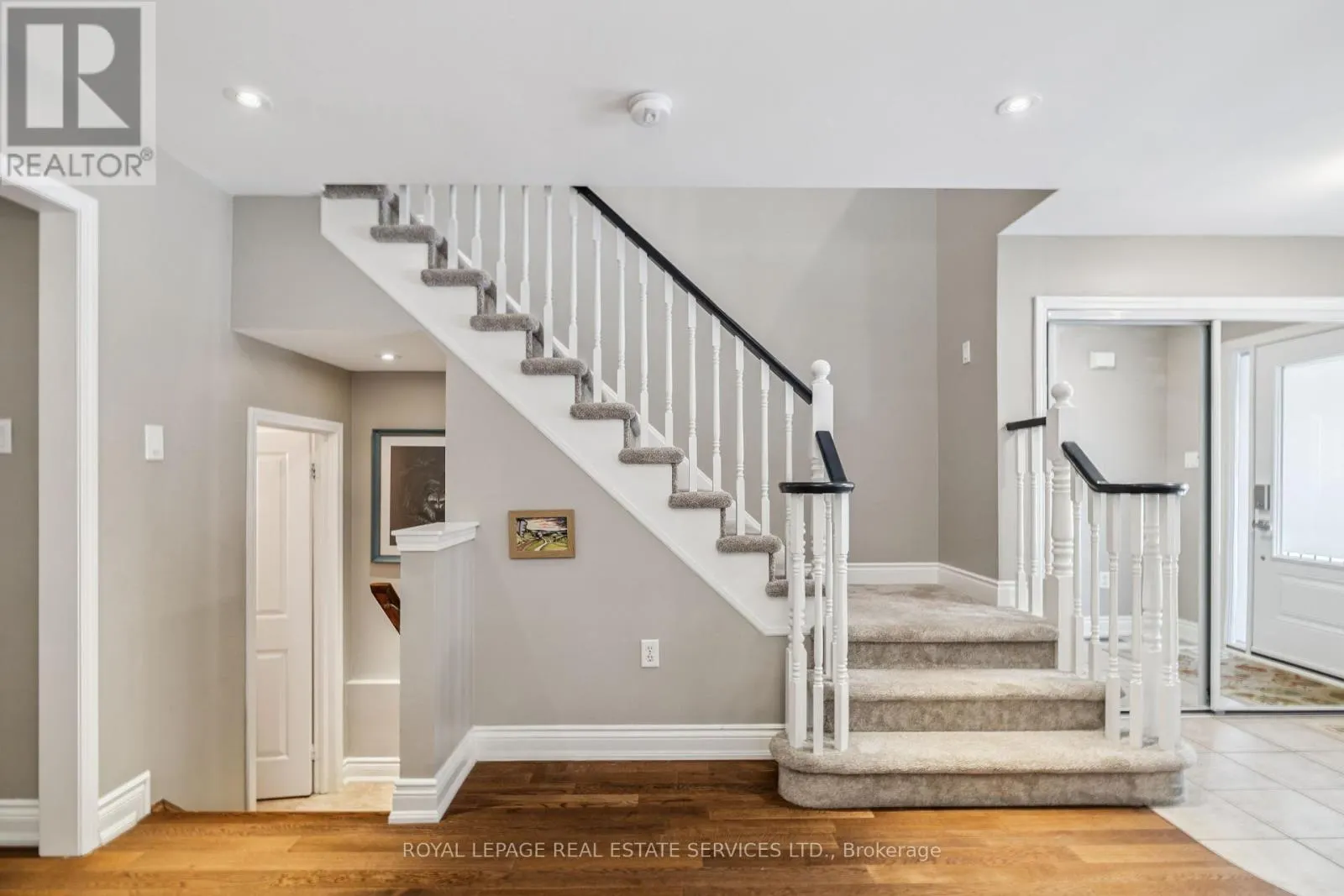 5186 RAVINE CRESCENT