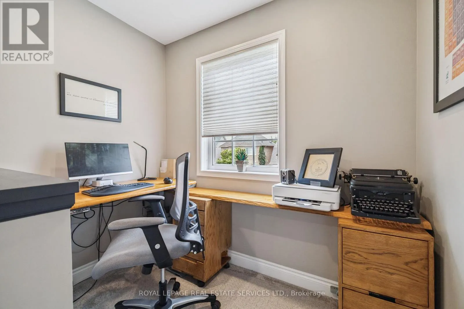 5186 RAVINE CRESCENT