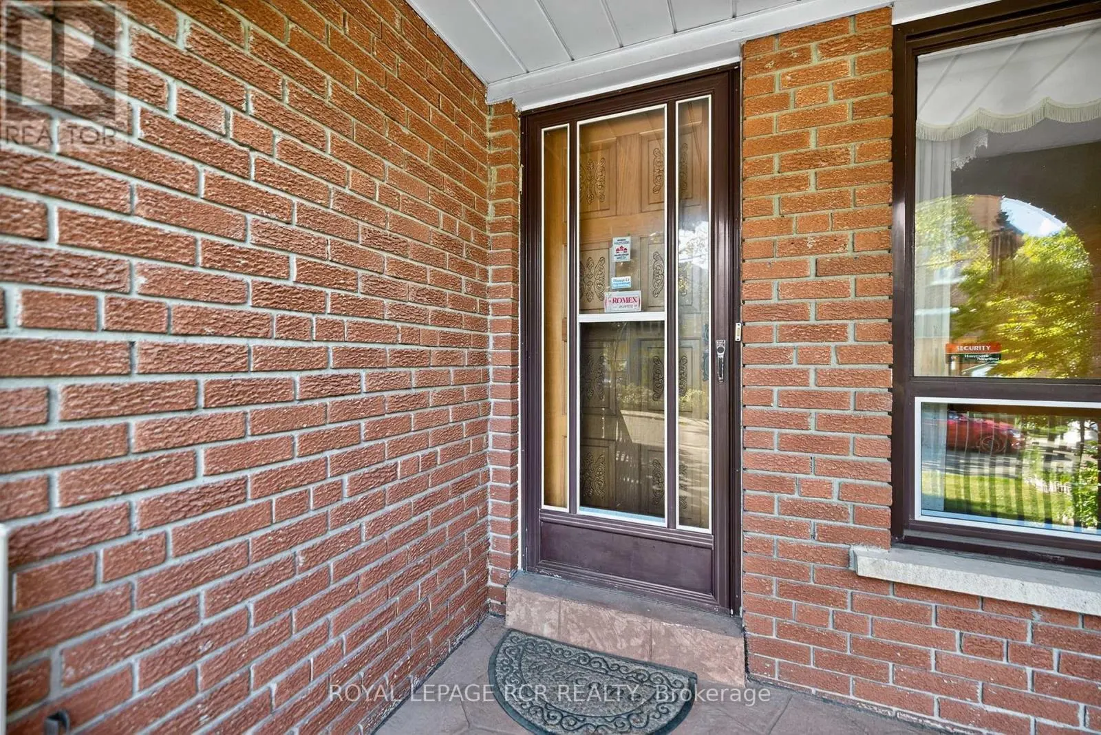 8 CROSS STREET