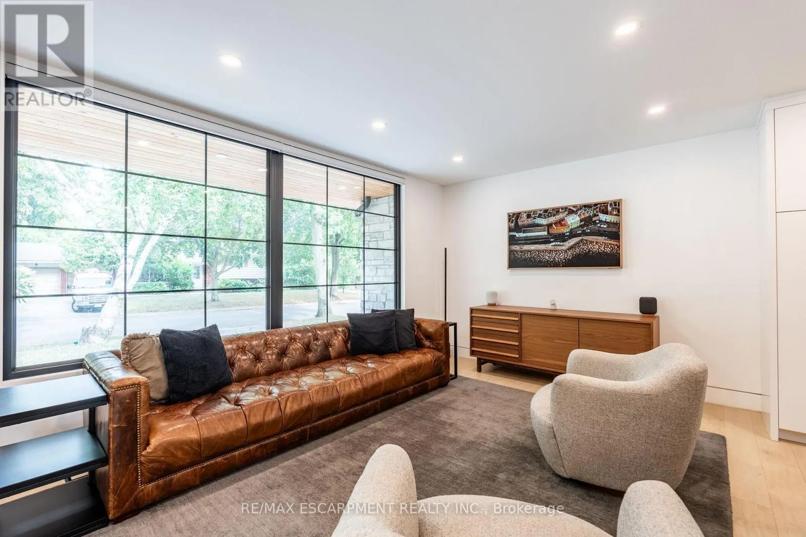 5135 MULBERRY DRIVE
