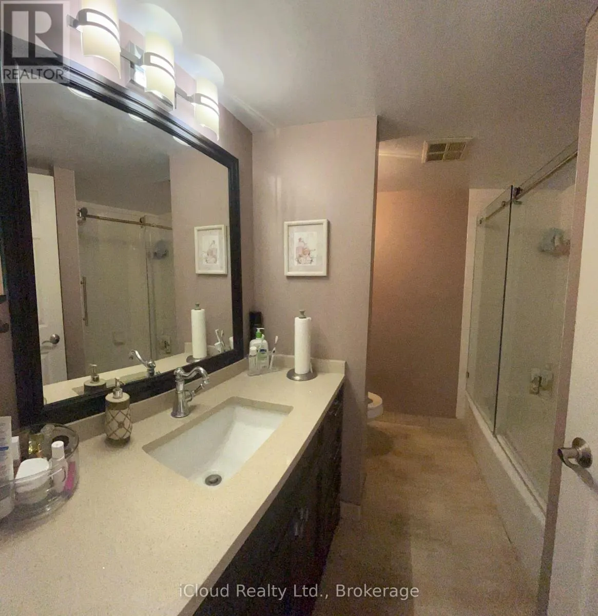 2805 - 45 KINGSBRIDGE GARDEN CIRCLE