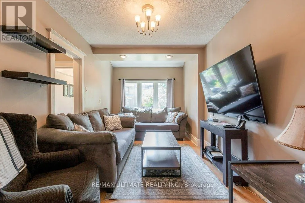 281 BOON AVENUE