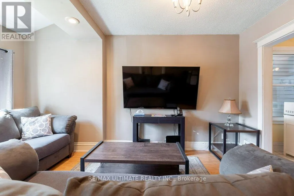 281 BOON AVENUE