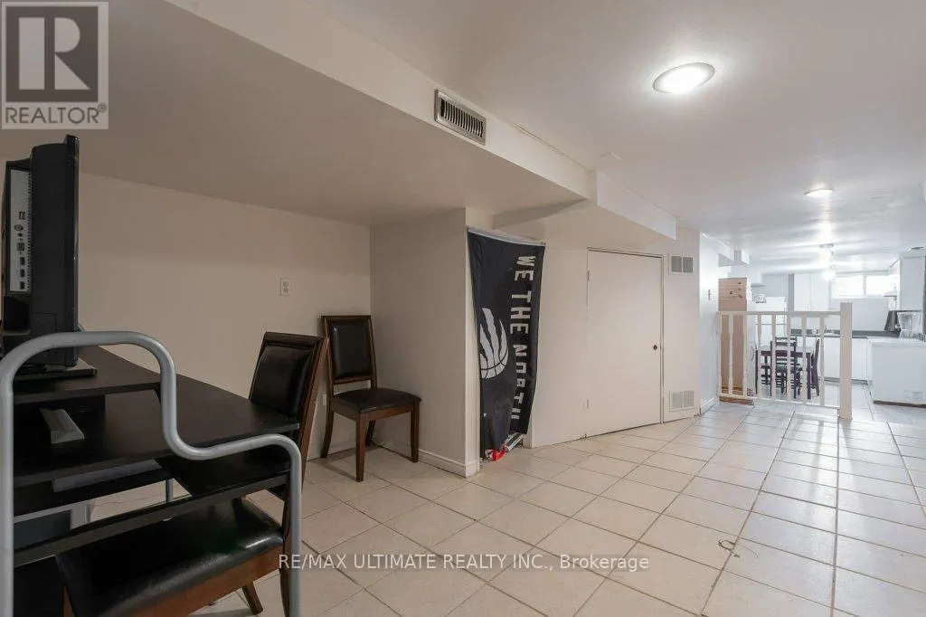 281 BOON AVENUE