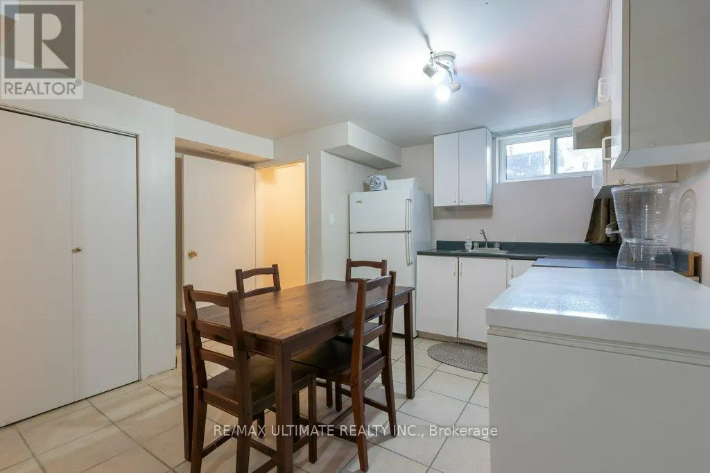 281 BOON AVENUE