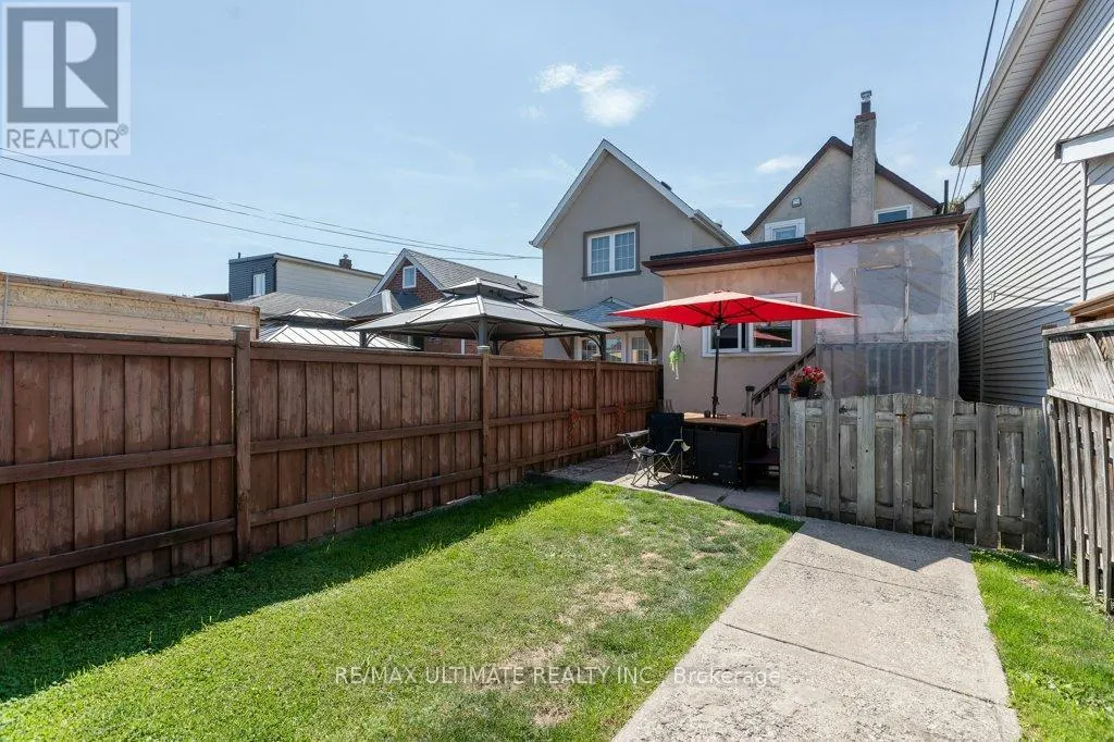 281 BOON AVENUE