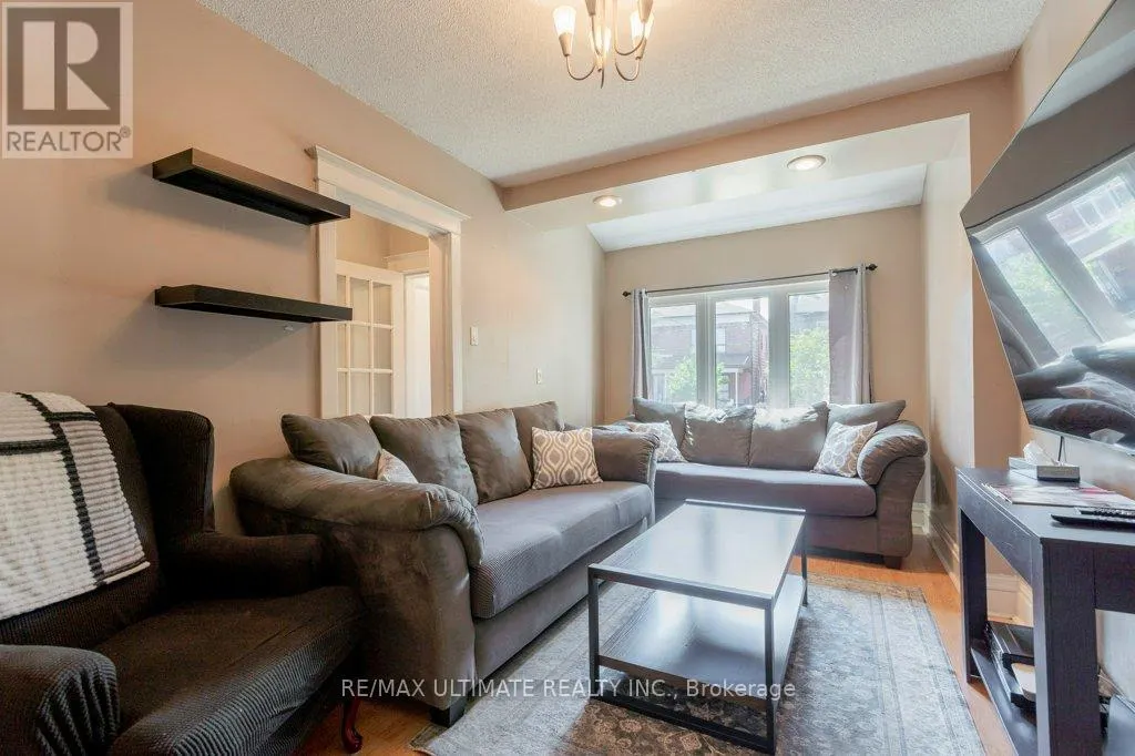 281 BOON AVENUE