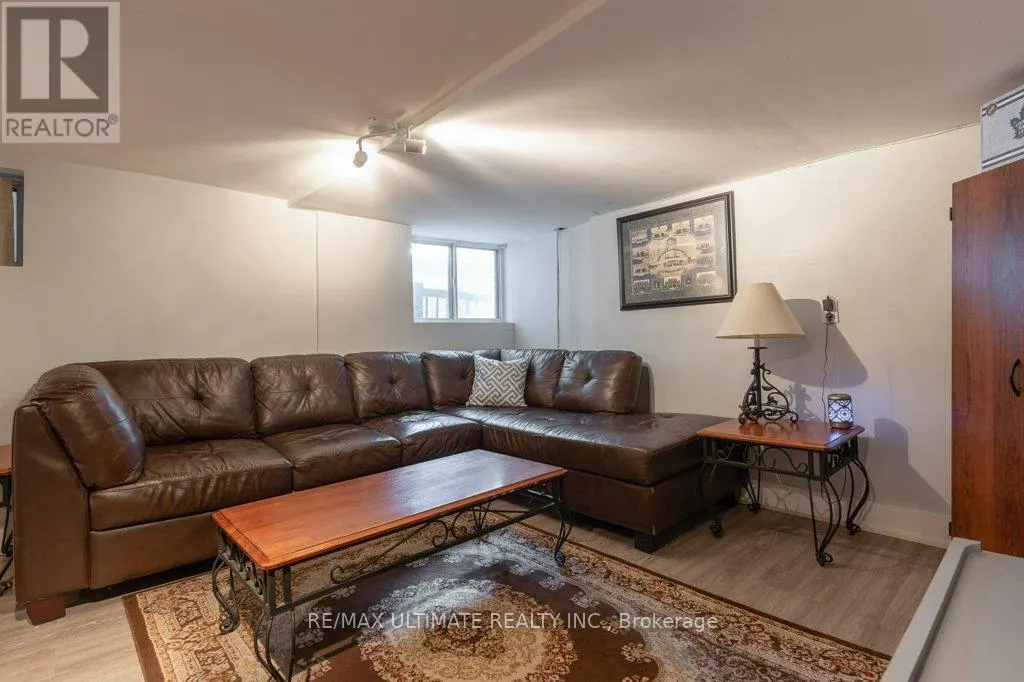 281 BOON AVENUE