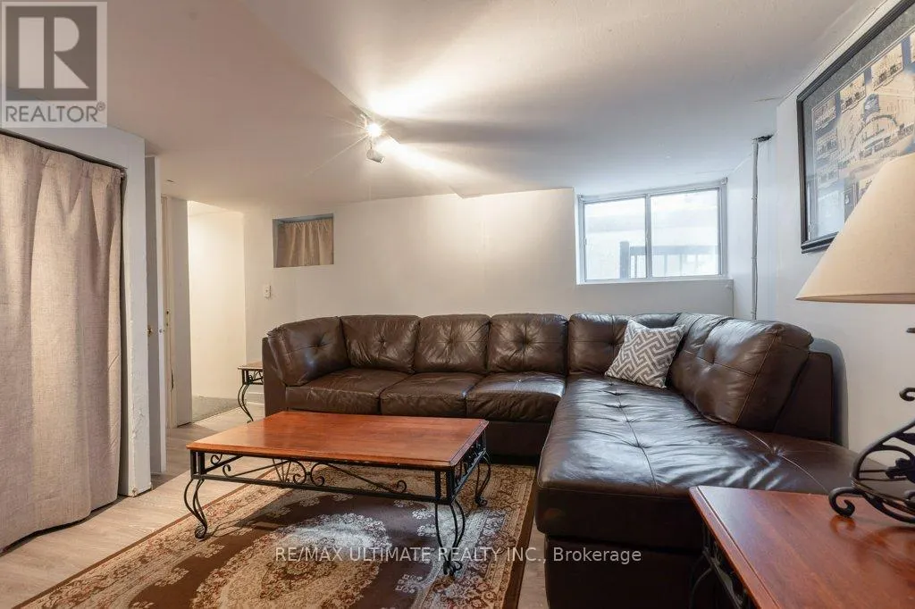 281 BOON AVENUE