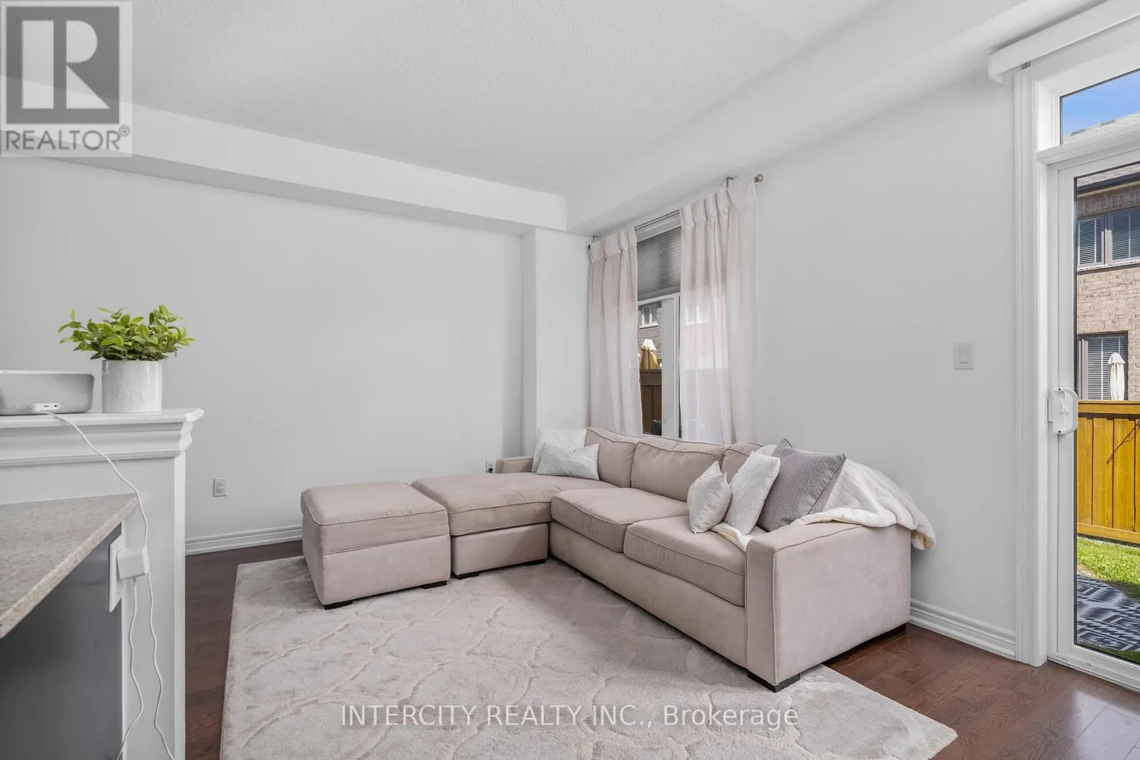 59 MORRA AVENUE