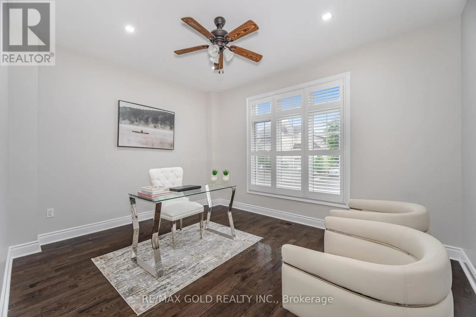 2 BELLEVILLE DRIVE